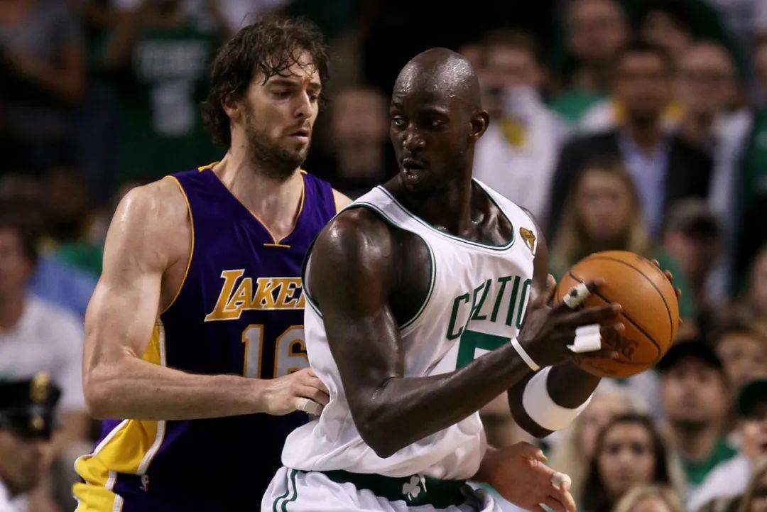 偶尔会在社 偶尔会在社