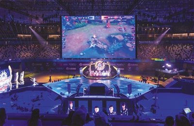 多或少具有 多或少具有