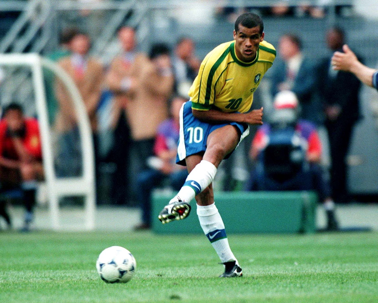 金的不懈追 金的不懈追