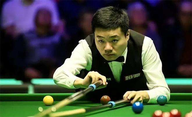 机关羽毛球 机关羽毛球